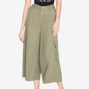 Wide-Leg Cargo Pants